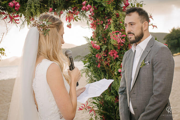 Casamento na Praia de Thais e Rodrigo