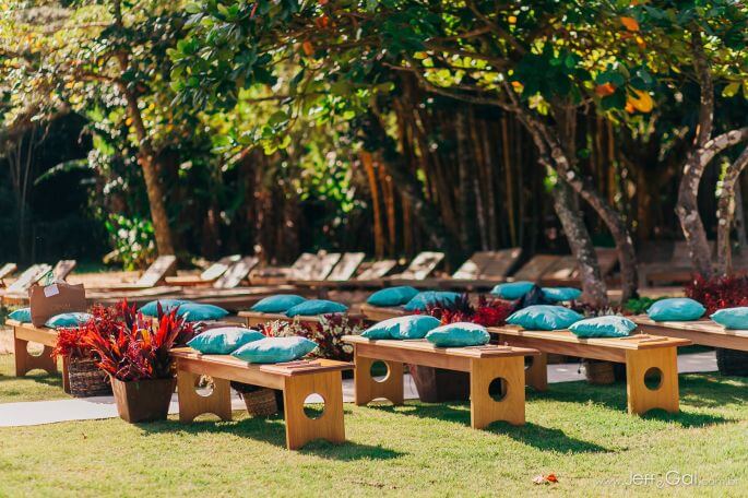 Casamento na Praia de Tainá e Rubens