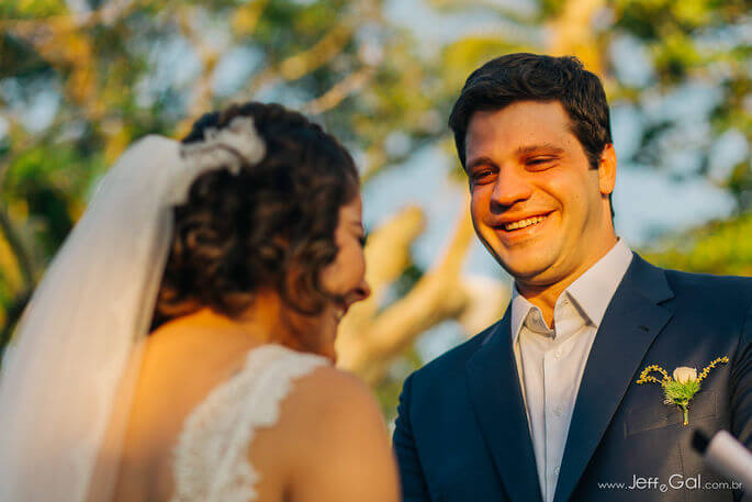 Casamento na Praia de Tainá e Rubens