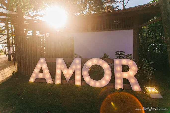 Casamento na Praia de Tainá e Rubens